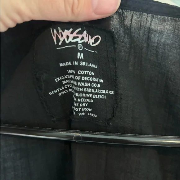 Mossimo Women’s Medium Sleevless Black Top Blouse Business Casual Summer Cotton - Picture 3 of 6